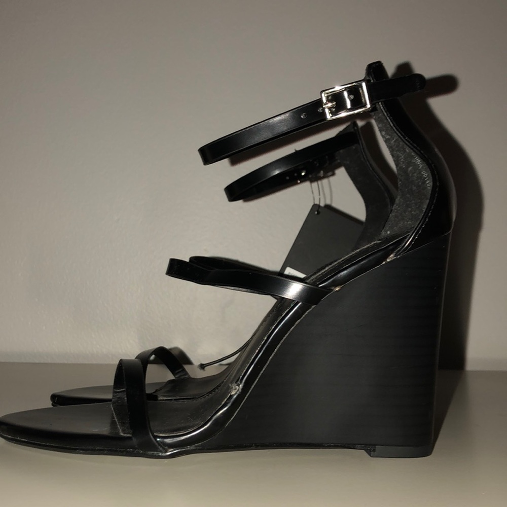 Triple- Strap Wedges